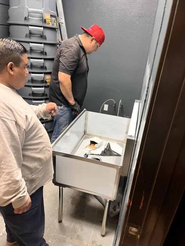 Commercial plumbing and sink installation in Hinterleiter